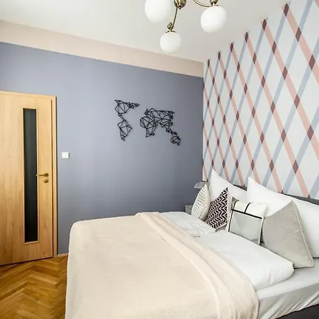National Museum 3Bdr Golden Stork Spot Apartment Prague Exterior photo