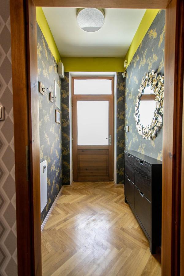 National Museum 3bdr Golden Stork Spot Appartement *