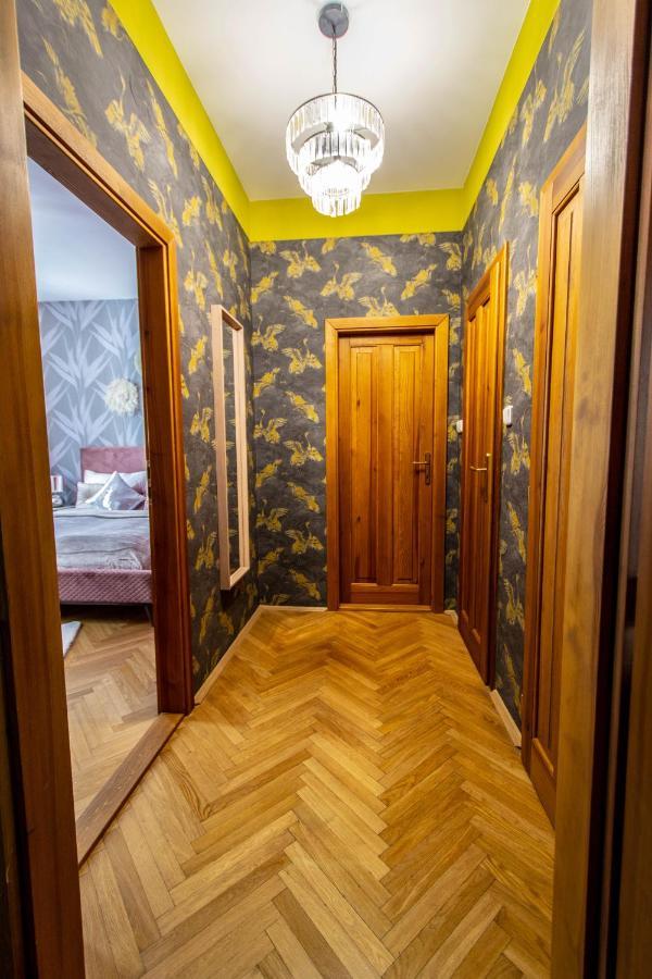 National Museum 3bdr Golden Stork Spot * Praag